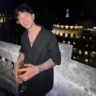 JulianSerrano7's YouTube profile picture