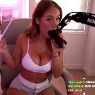 Sky Bri 's YouTube profile picture