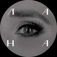 ЛАНА ТУТ! 's YouTube profile picture