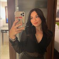 Eve Bennett's YouTube profile picture