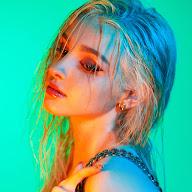 Elina Karimova_리나대장's YouTube profile picture