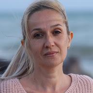 Галя Курпікова's YouTube profile picture