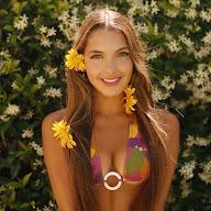 Alexa Rivera's YouTube profile picture